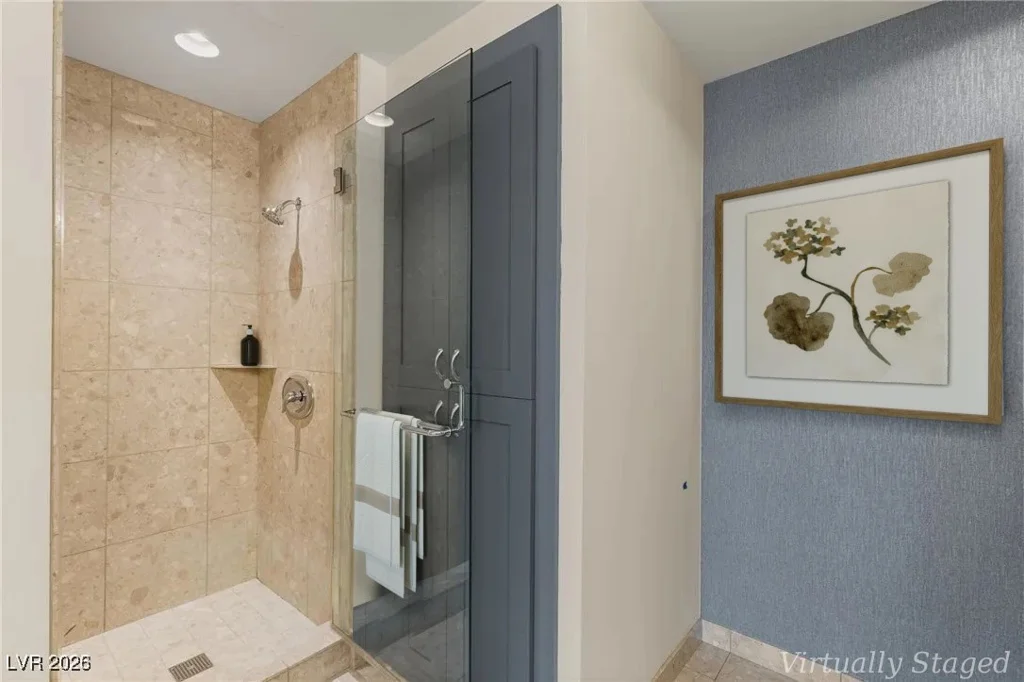4525 Dean Martin, Las Vegas, NV 89103