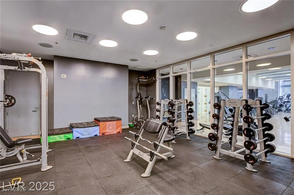 4525 Dean Martin, Las Vegas, NV 89103