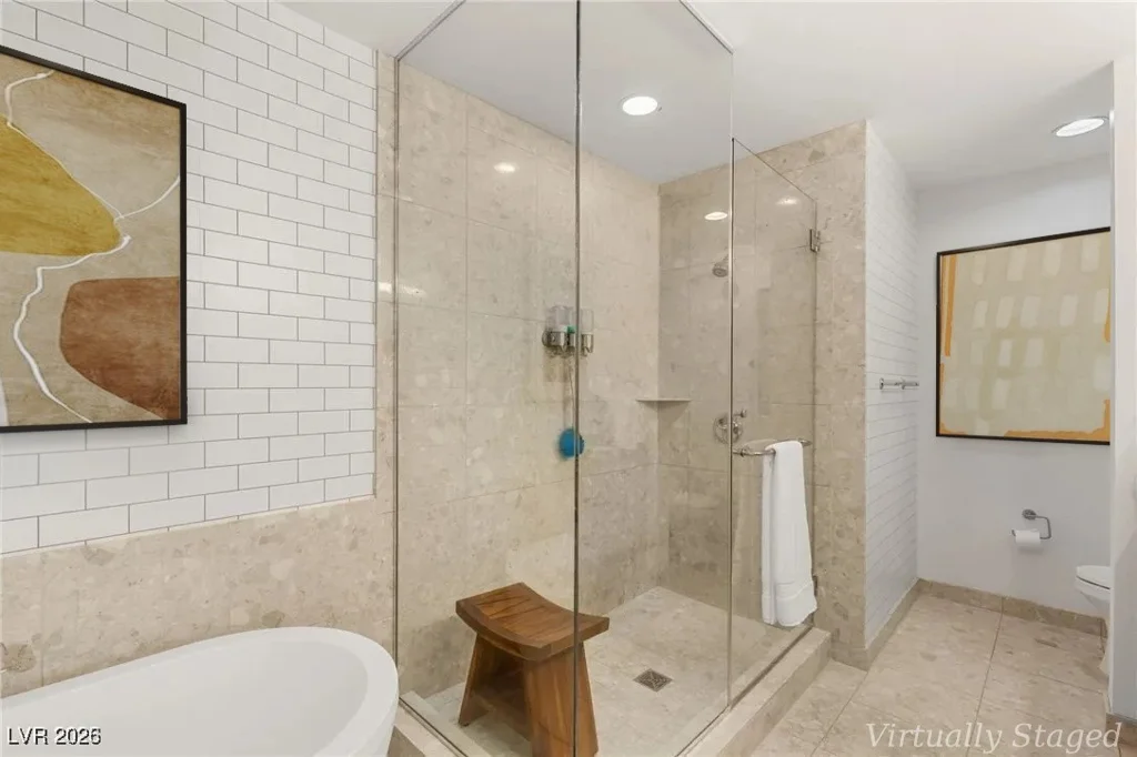 4525 Dean Martin, Las Vegas, NV 89103