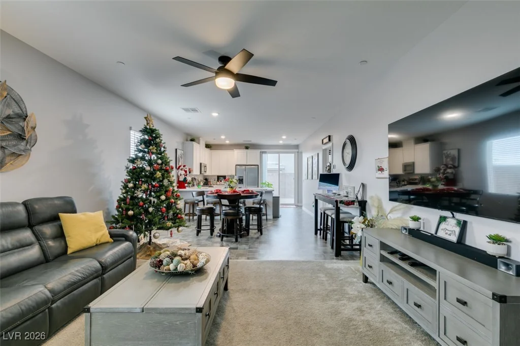 278 Fletcher Falls, Henderson, NV 89015