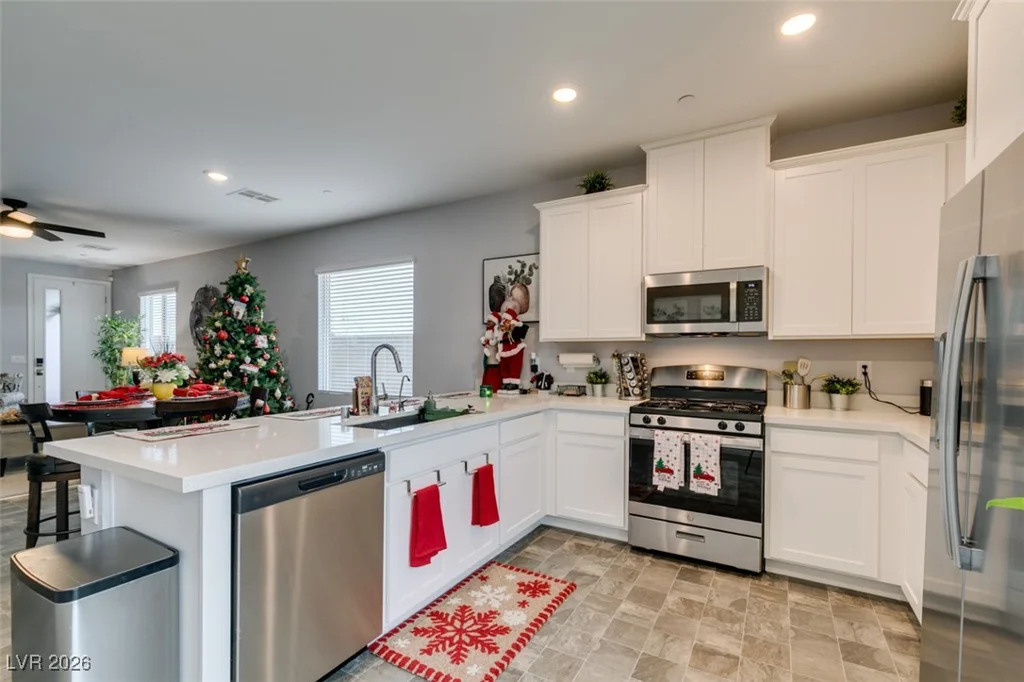 278 Fletcher Falls, Henderson, NV 89015