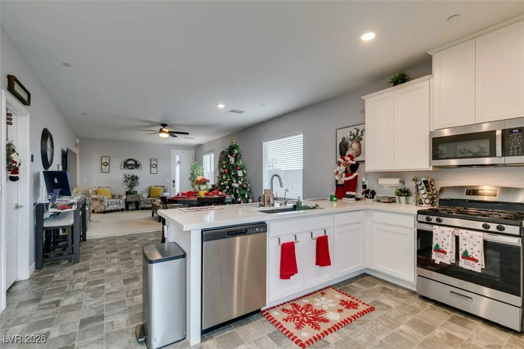 278 Fletcher Falls, Henderson, NV 89015