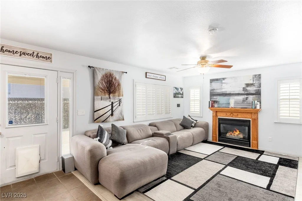 5300 Oakbury, Las Vegas, NV 89130