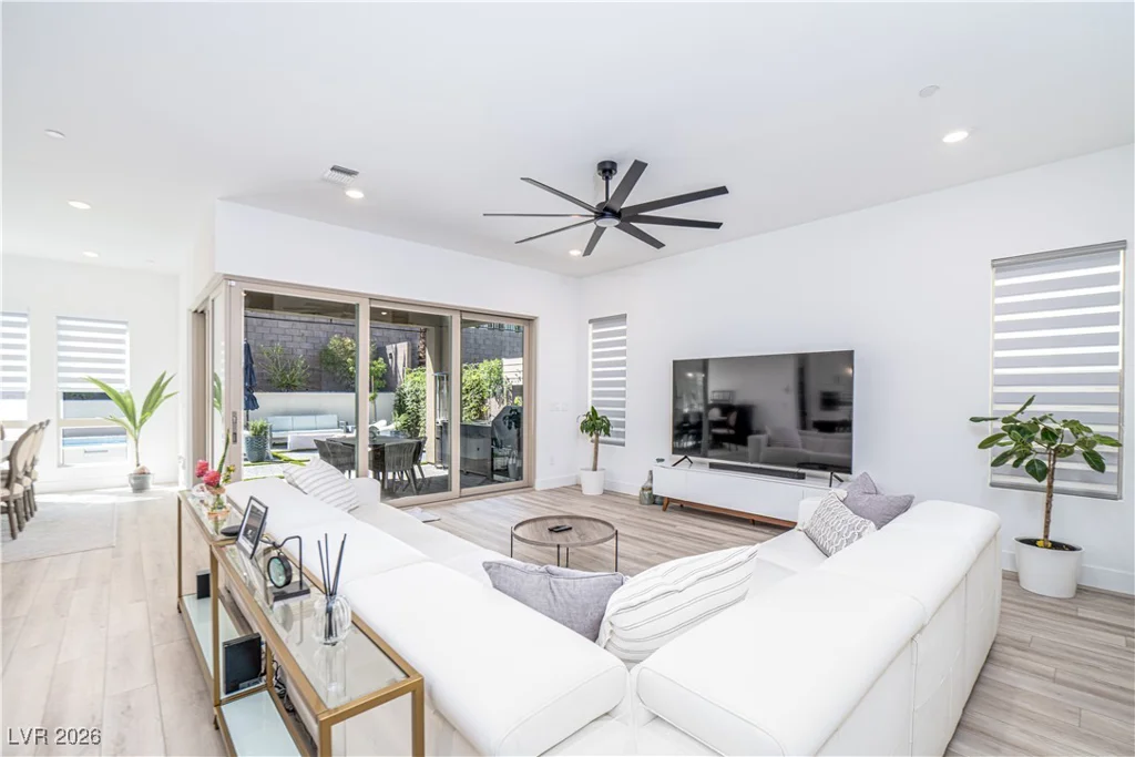 207 Cactus Sunrise, Las Vegas, NV 89138