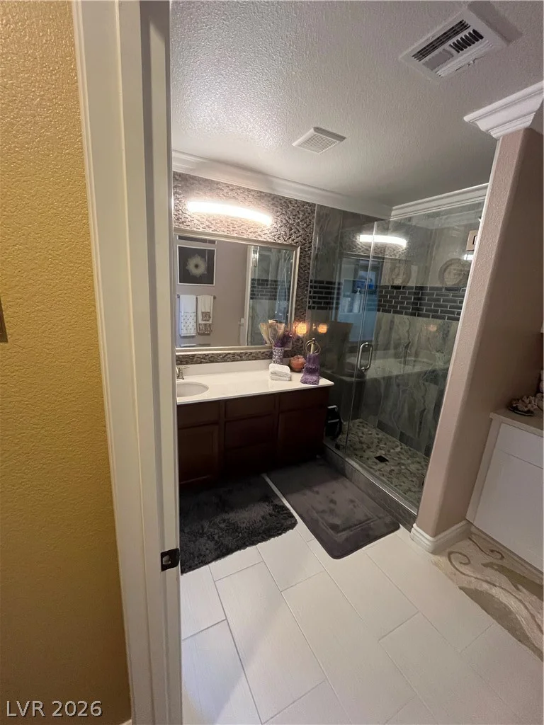 5604 Markley, Las Vegas, NV 89141