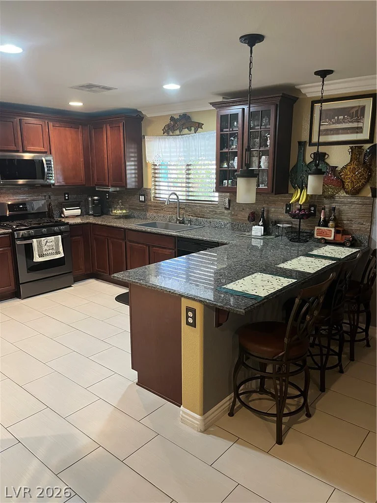 5604 Markley, Las Vegas, NV 89141