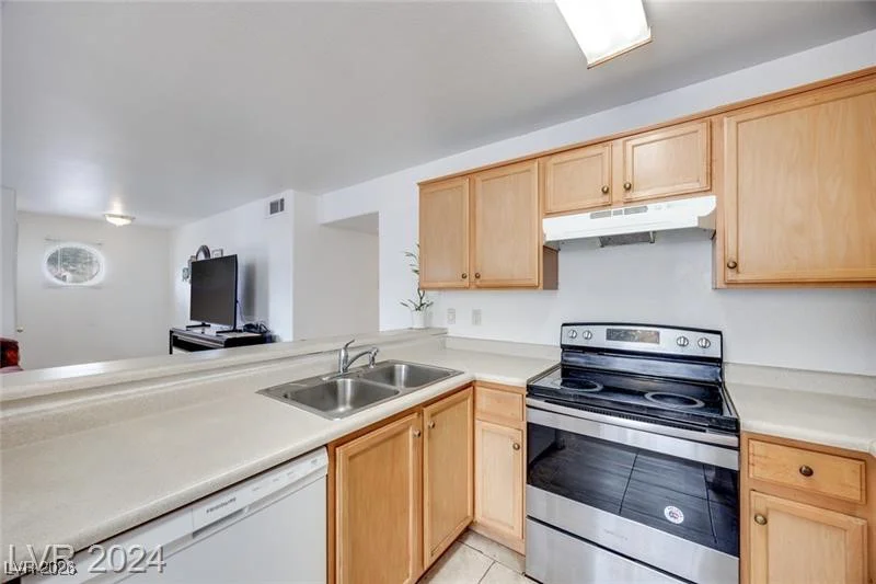 2983 Juniper Hills, Las Vegas, NV 89142