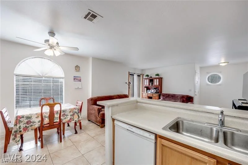 2983 Juniper Hills, Las Vegas, NV 89142