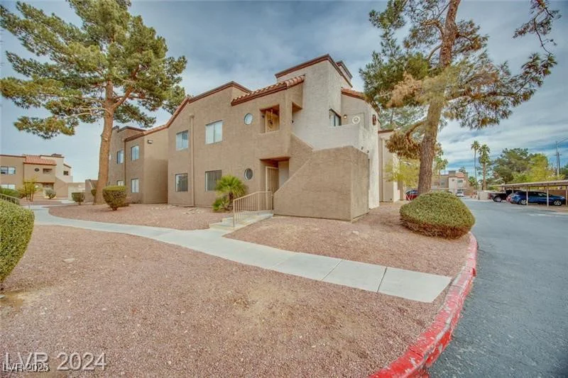 2983 Juniper Hills, Las Vegas, NV 89142