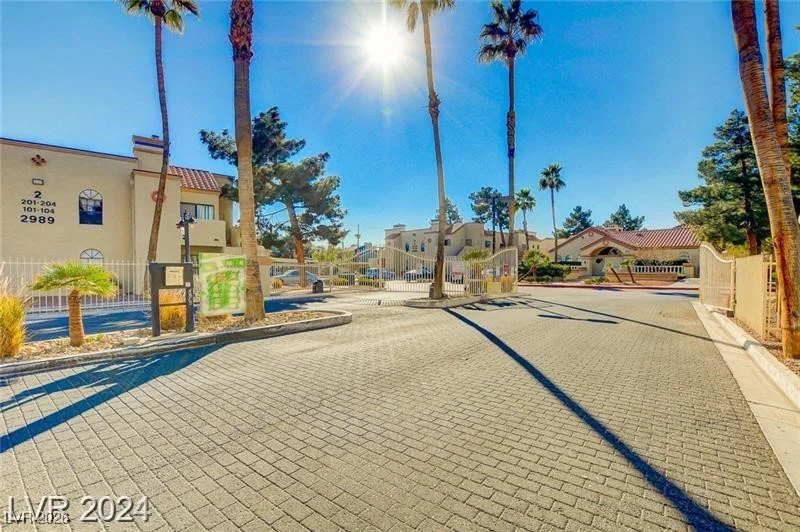 2983 Juniper Hills, Las Vegas, NV 89142