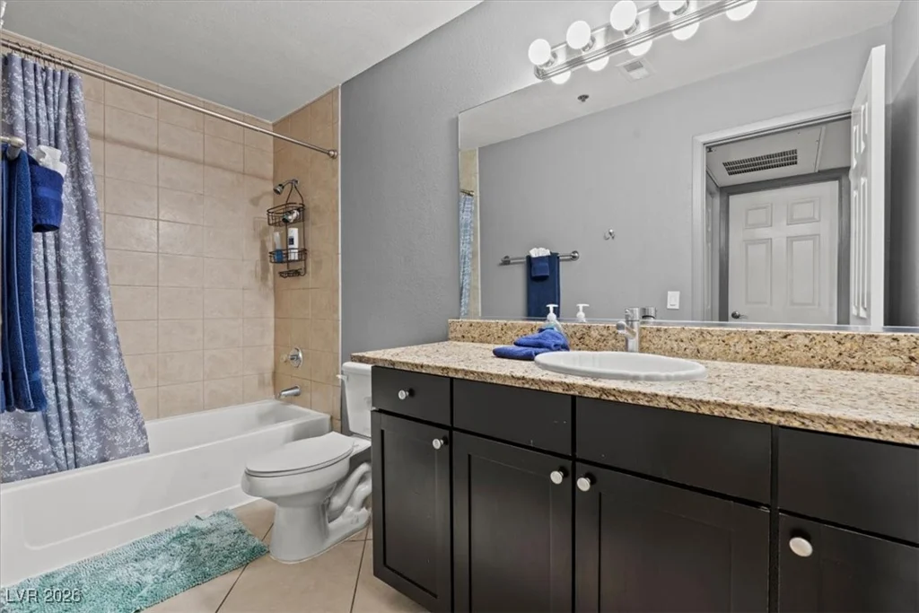 4200 Valley View, Las Vegas, NV 89103