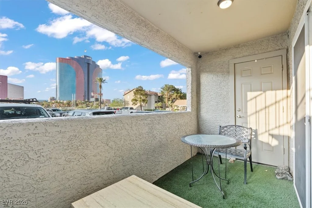 4200 Valley View, Las Vegas, NV 89103