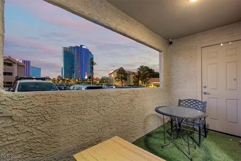 4200 Valley View, Las Vegas, NV 89103