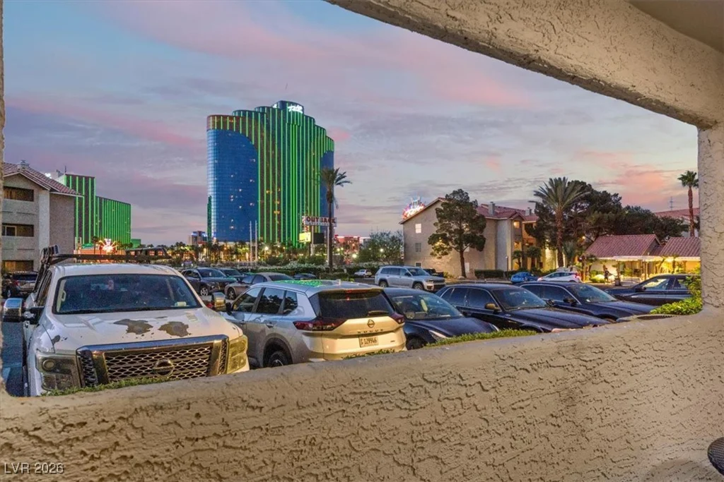4200 Valley View, Las Vegas, NV 89103