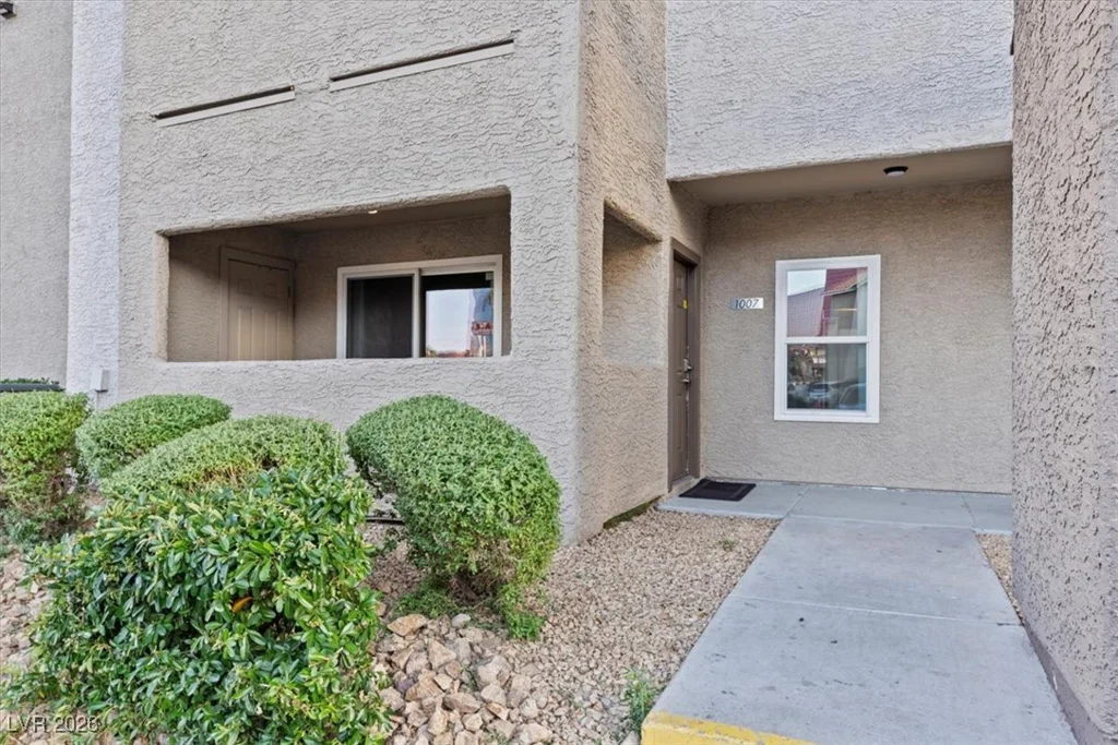 4200 Valley View, Las Vegas, NV 89103