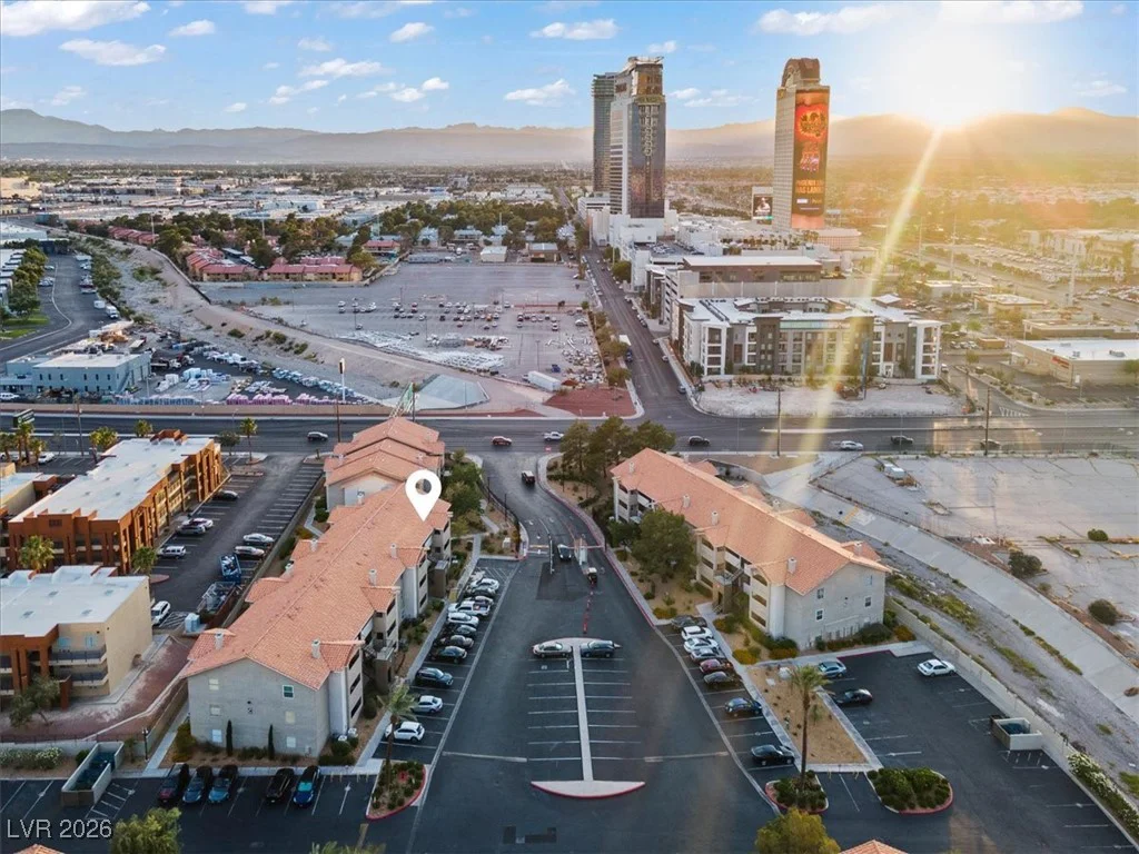 4200 Valley View, Las Vegas, NV 89103