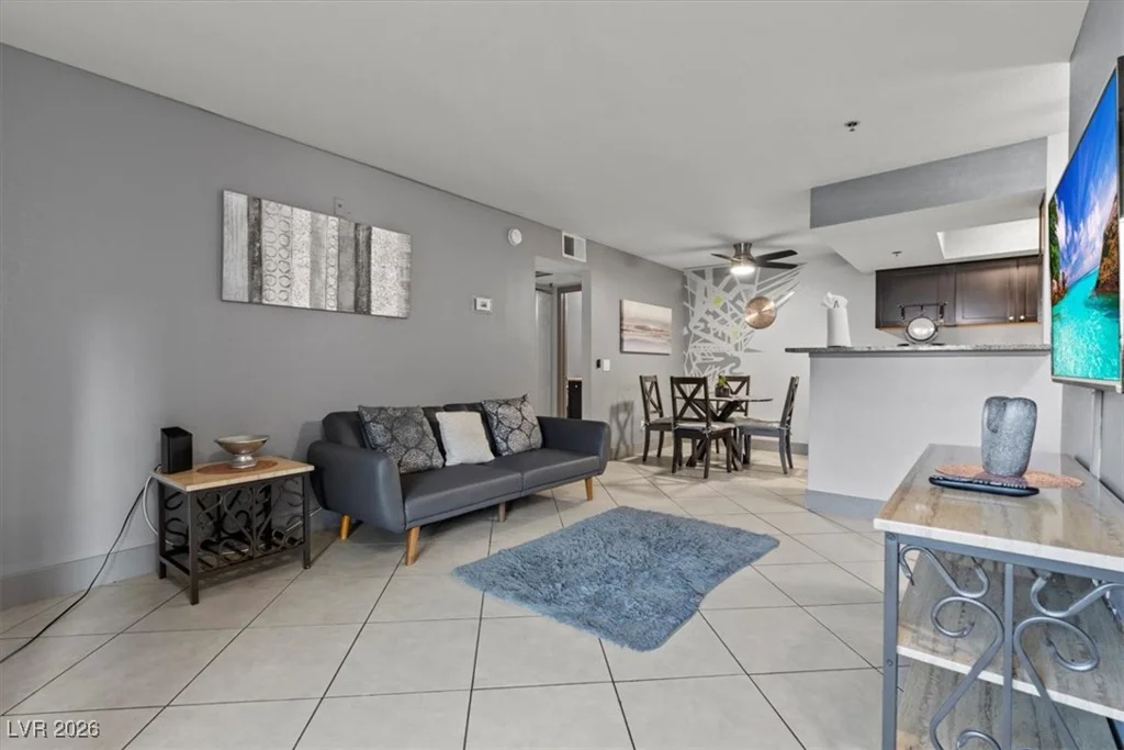 4200 Valley View, Las Vegas, NV 89103