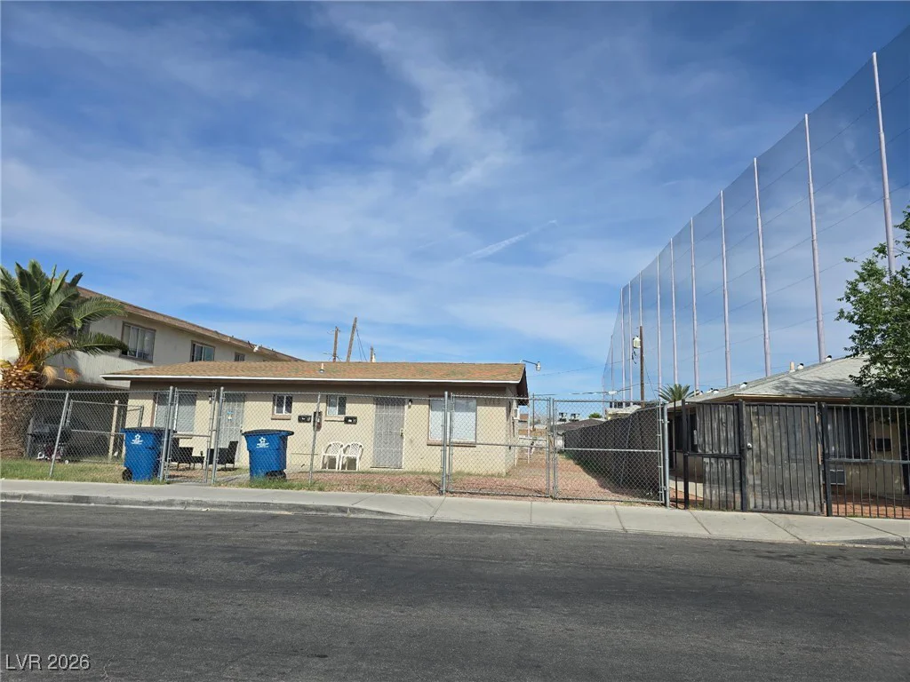 1713 Fairfield, Las Vegas, NV 89102