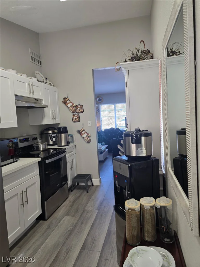 1713 Fairfield, Las Vegas, NV 89102