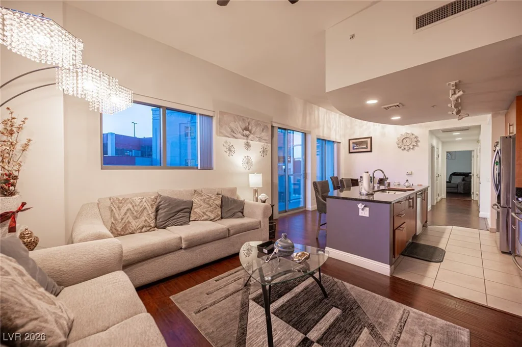 200 Sahara, Las Vegas, NV 89102