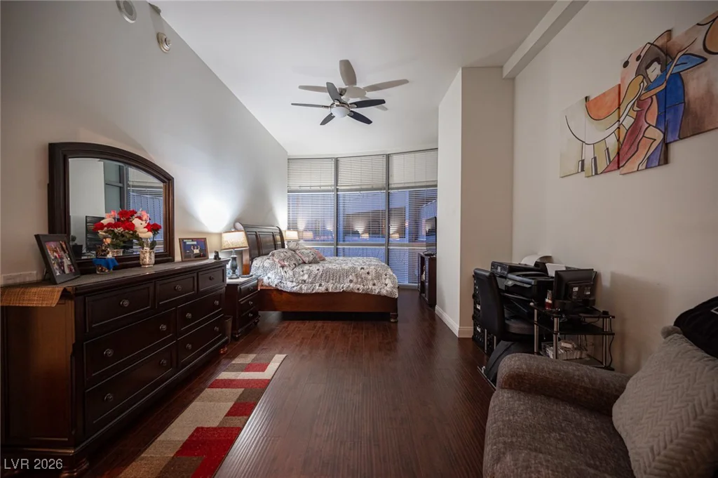 200 Sahara, Las Vegas, NV 89102