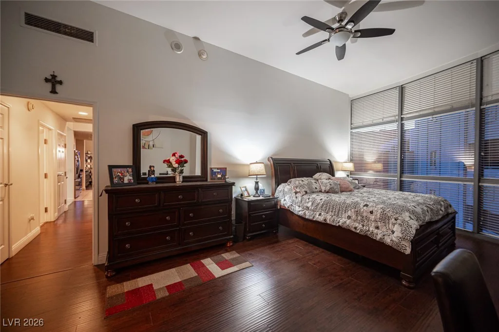 200 Sahara, Las Vegas, NV 89102