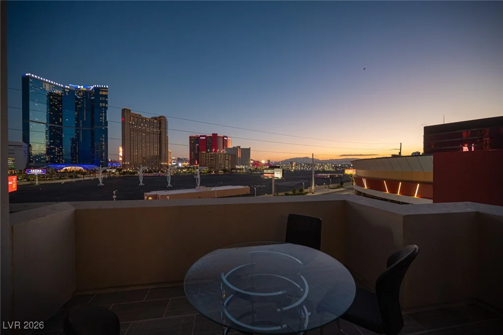 200 Sahara, Las Vegas, NV 89102