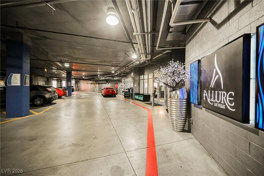 200 Sahara, Las Vegas, NV 89102