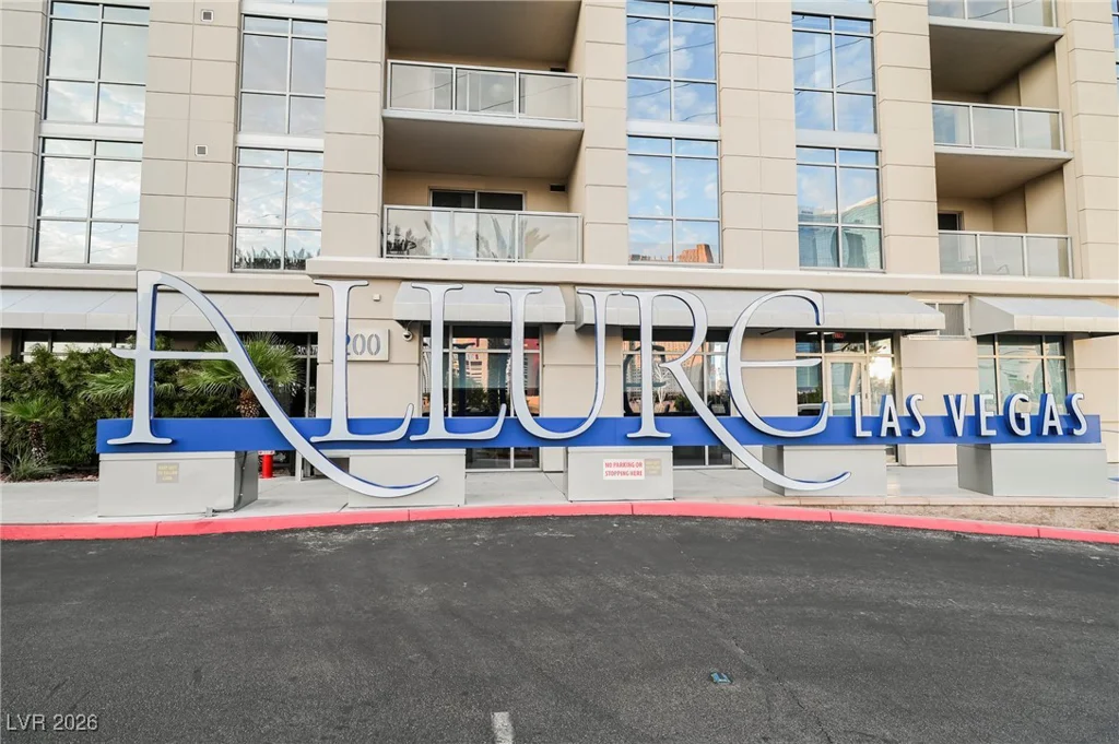 200 Sahara, Las Vegas, NV 89102