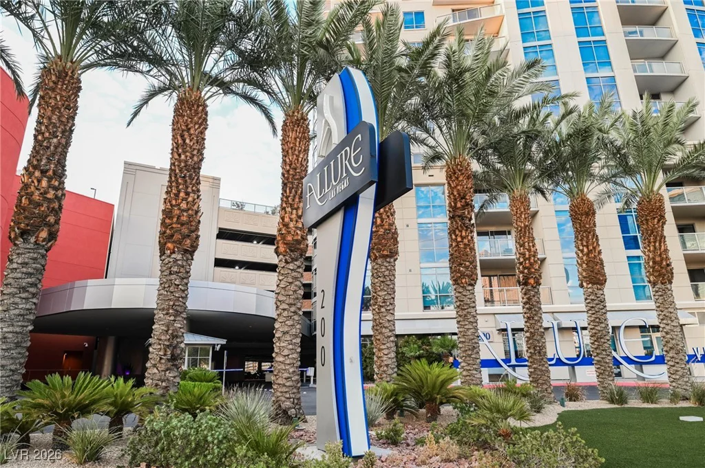 200 Sahara, Las Vegas, NV 89102