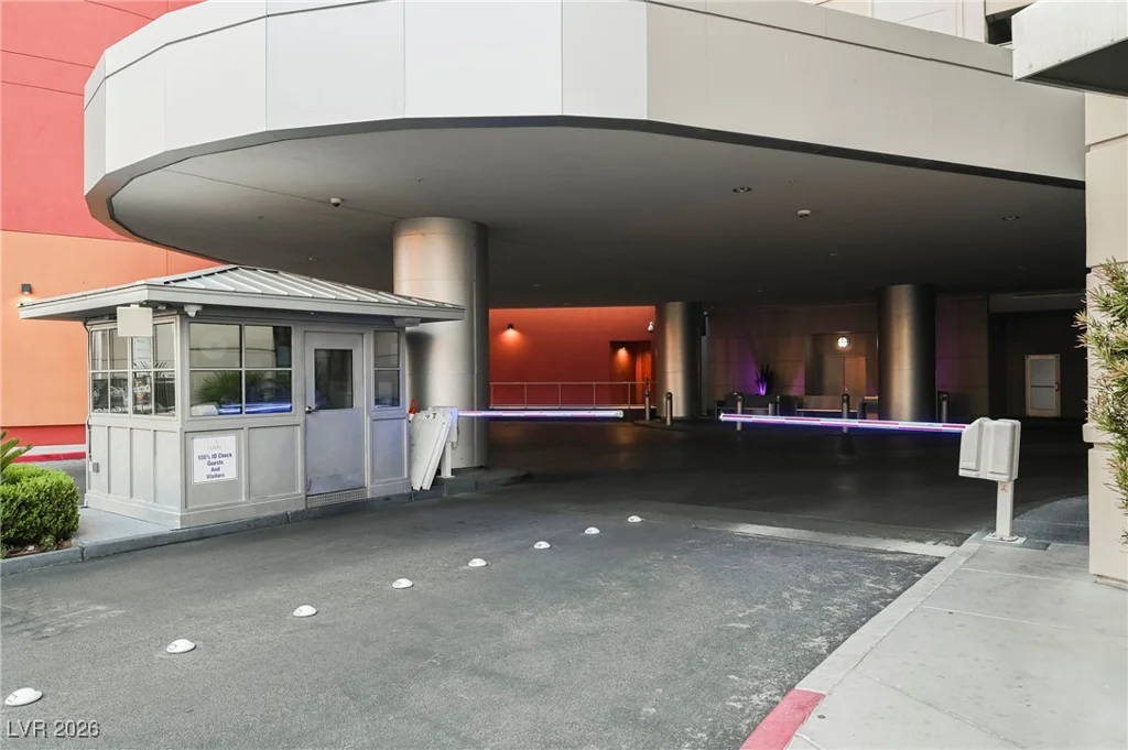 200 Sahara, Las Vegas, NV 89102