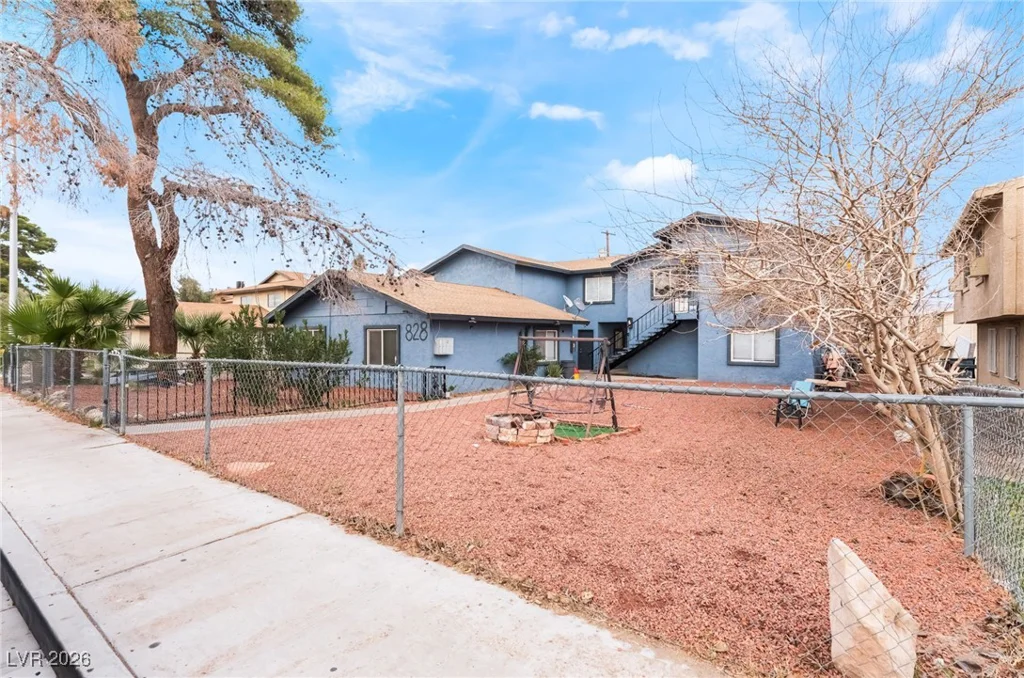 828 Sagman, Las Vegas, NV 89101