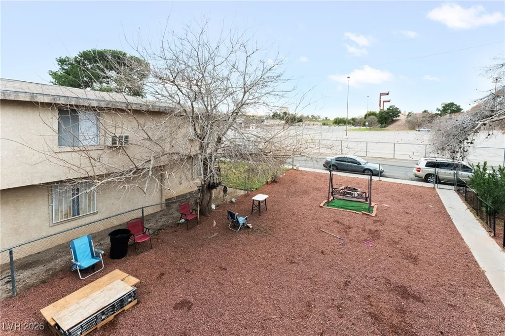 828 Sagman, Las Vegas, NV 89101