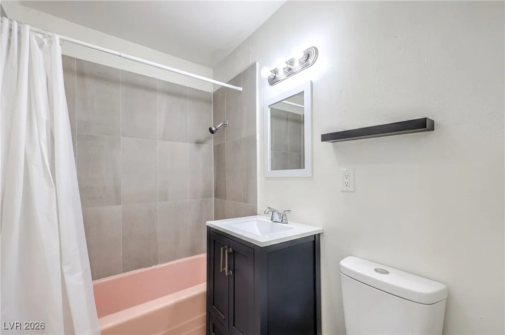 1444 Silver Mesa, Las Vegas, NV 89169