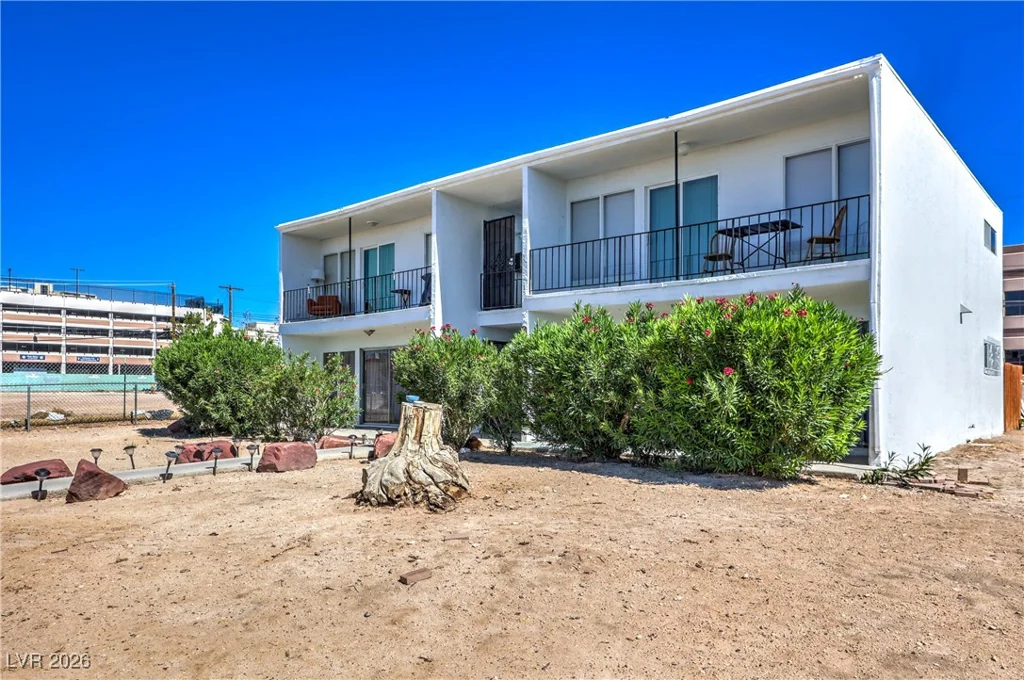 1444 Silver Mesa, Las Vegas, NV 89169