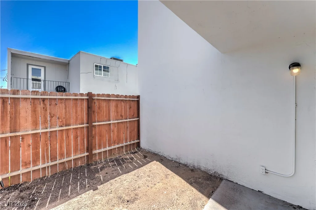 1444 Silver Mesa, Las Vegas, NV 89169