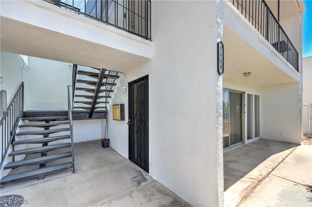 1444 Silver Mesa, Las Vegas, NV 89169