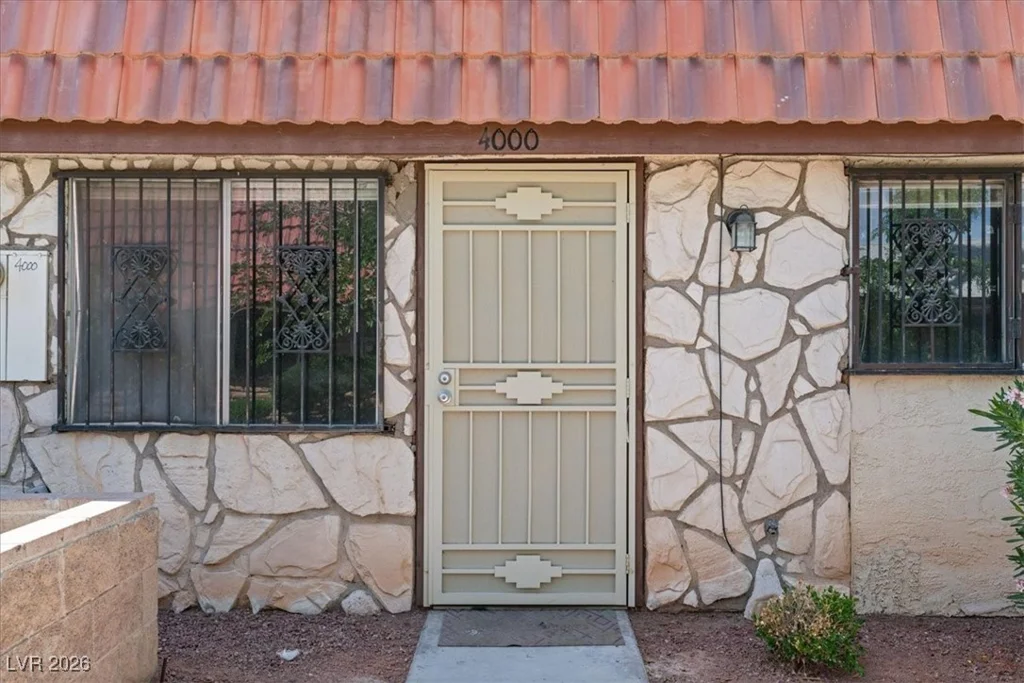 4000 Visby, Las Vegas, NV 89119