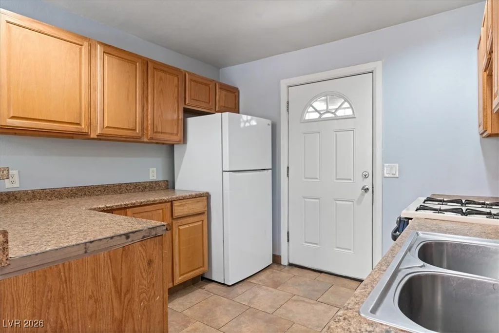 4000 Visby, Las Vegas, NV 89119