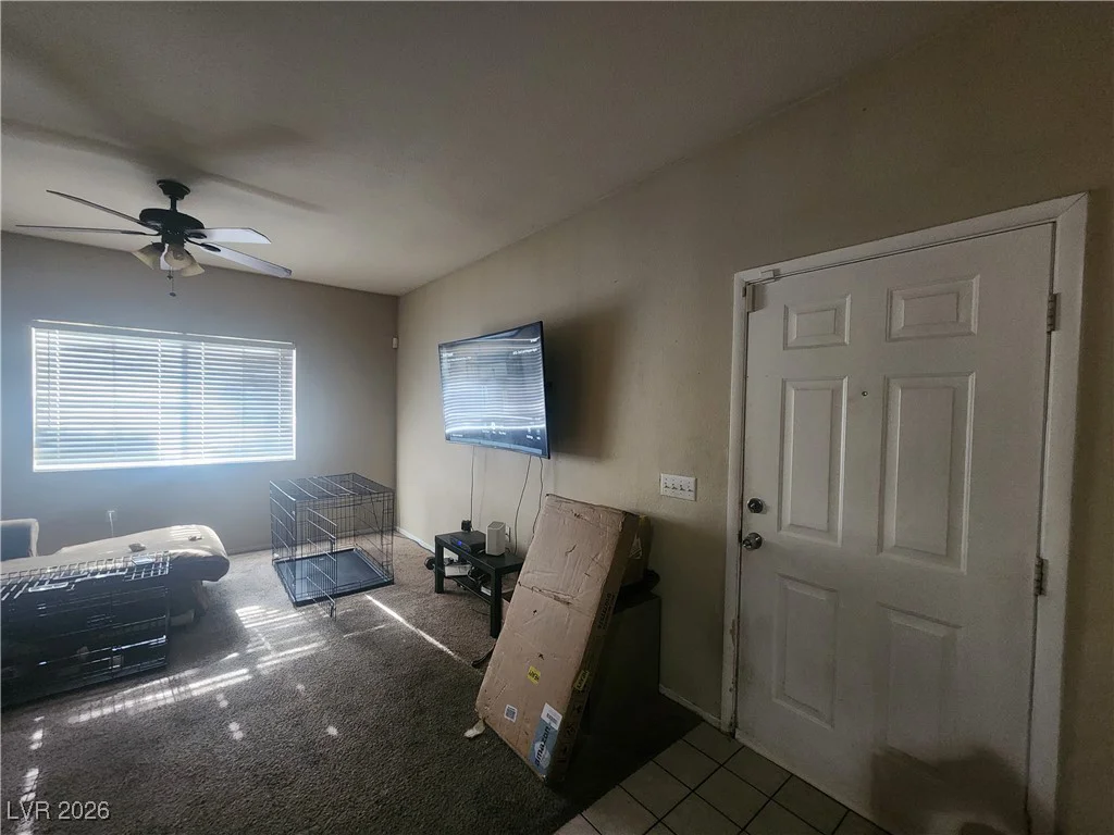 10245 Maryland, Las Vegas, NV 89183