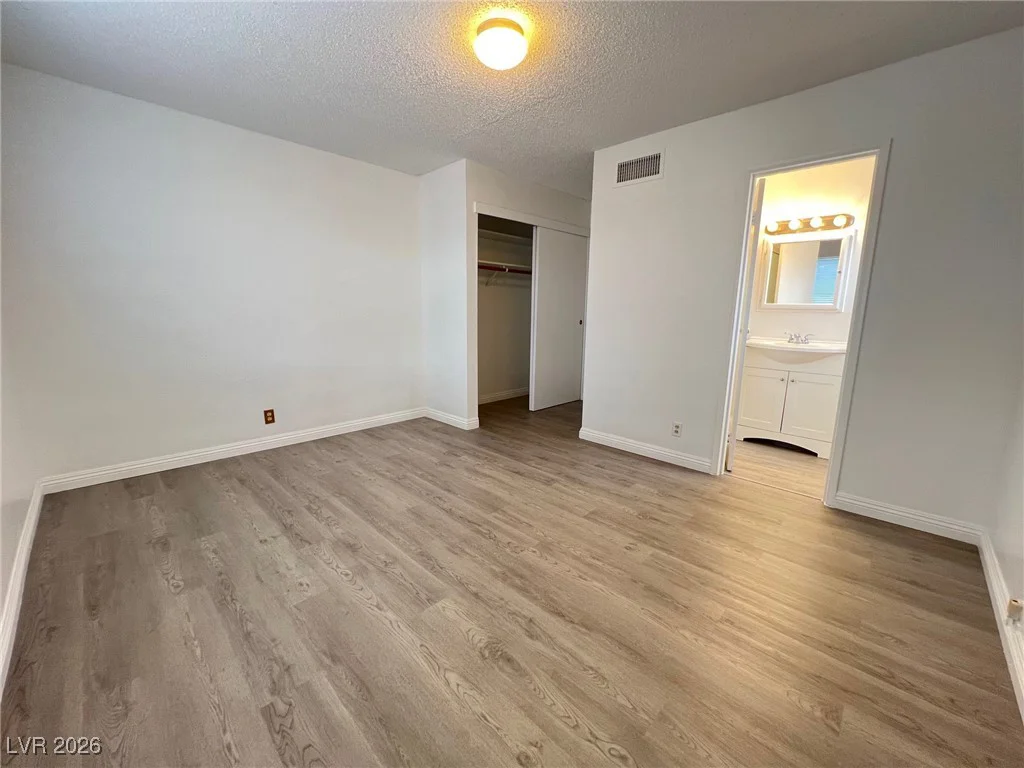 5132 Del Rey, Las Vegas, NV 89146