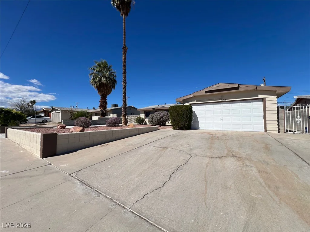 5132 Del Rey, Las Vegas, NV 89146
