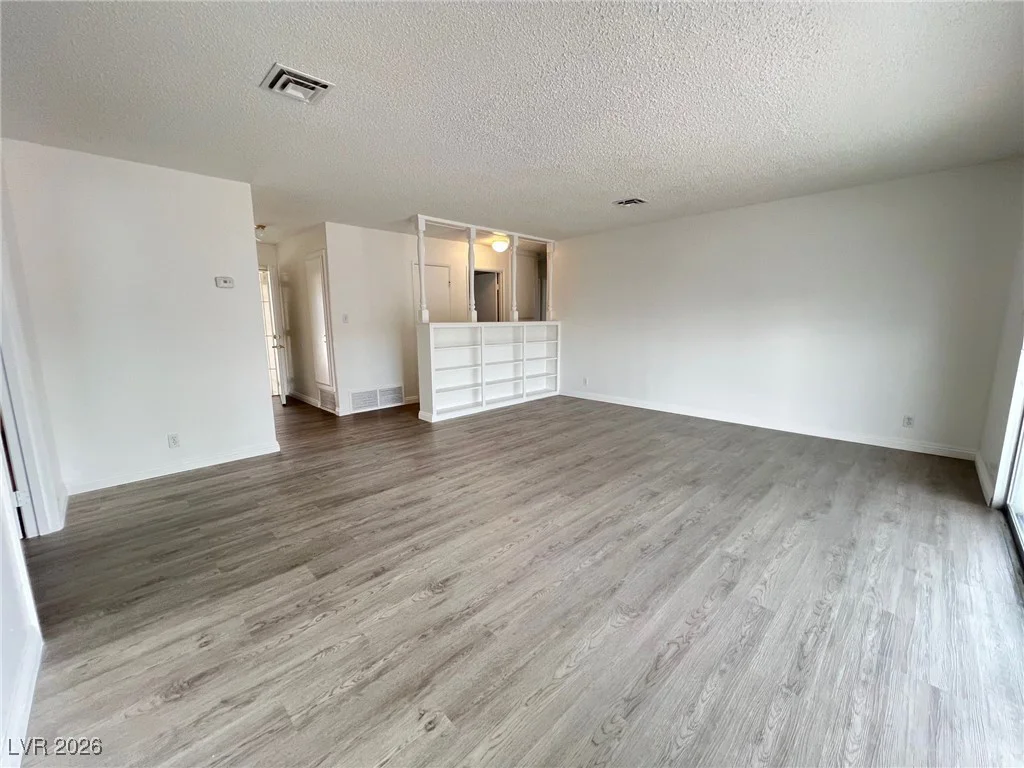5132 Del Rey, Las Vegas, NV 89146
