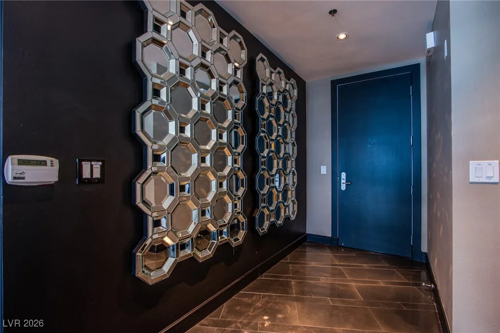 4525 Dean Martin, Las Vegas, NV 89103