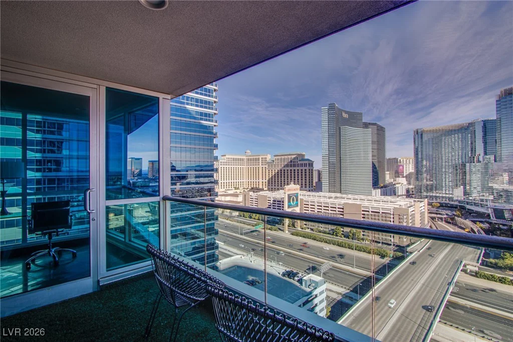 4525 Dean Martin, Las Vegas, NV 89103
