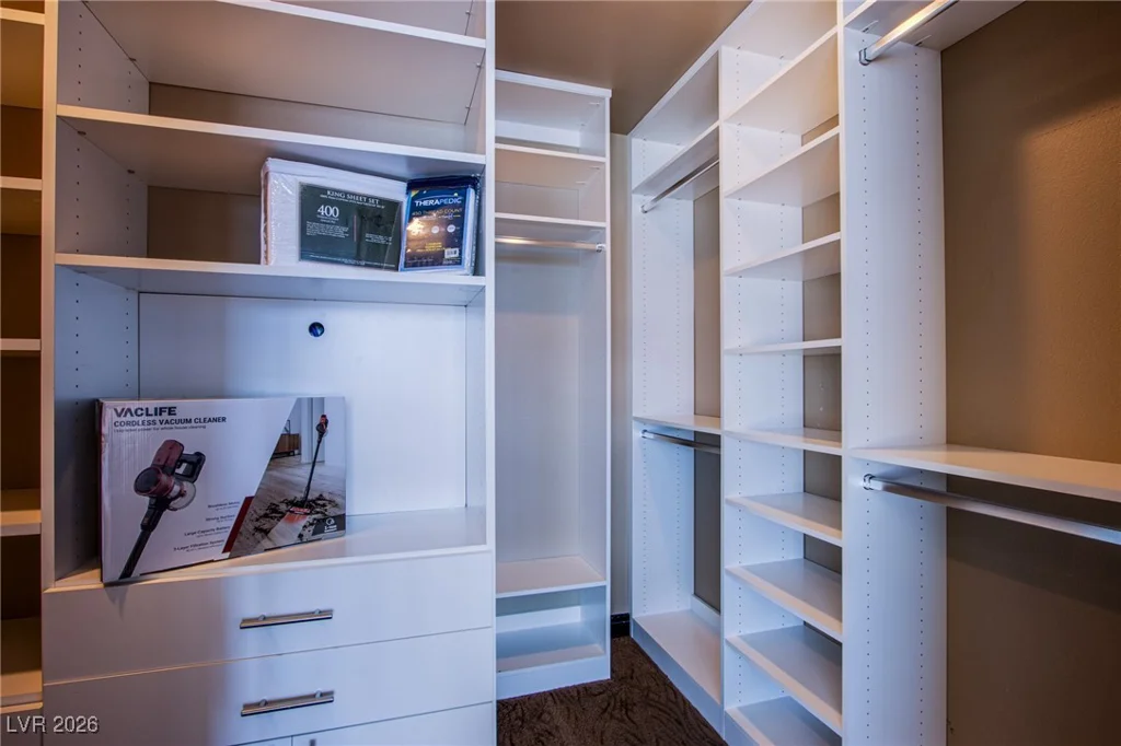 4525 Dean Martin, Las Vegas, NV 89103