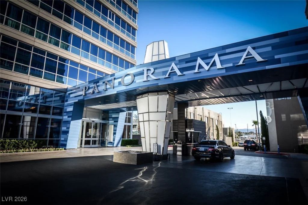 4525 Dean Martin, Las Vegas, NV 89103