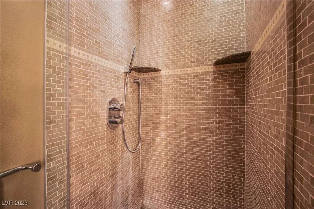 4525 Dean Martin, Las Vegas, NV 89103