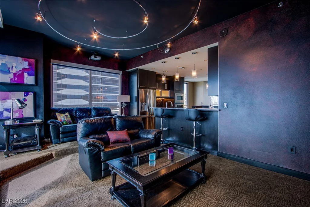 4525 Dean Martin, Las Vegas, NV 89103