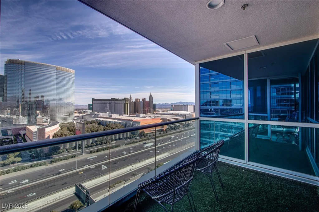 4525 Dean Martin, Las Vegas, NV 89103